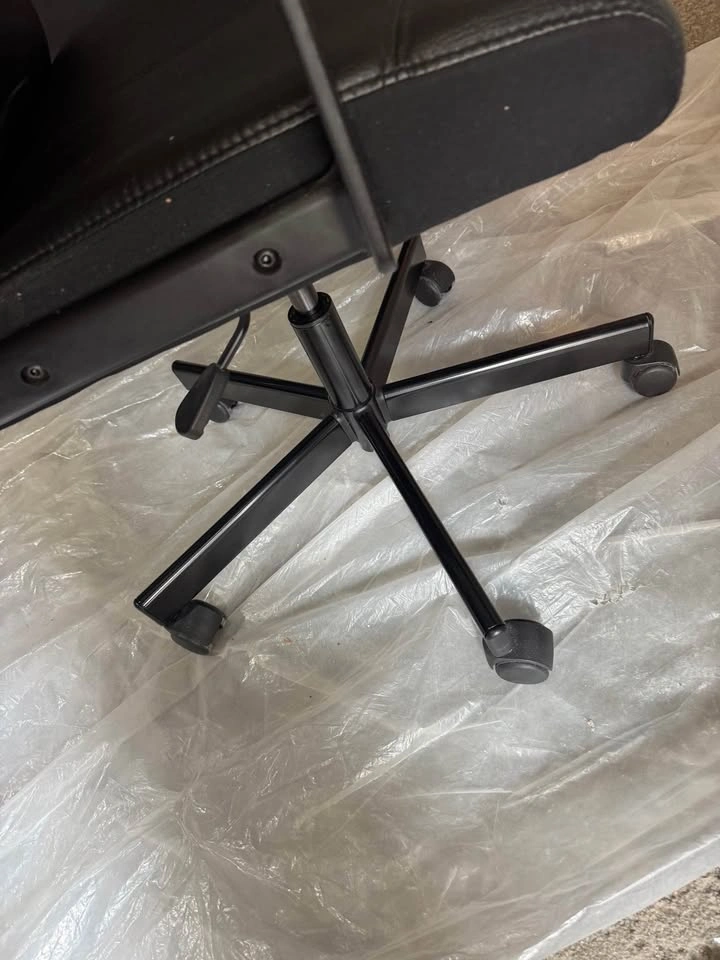 IKEA Millberget Swivel Chair - photo 4