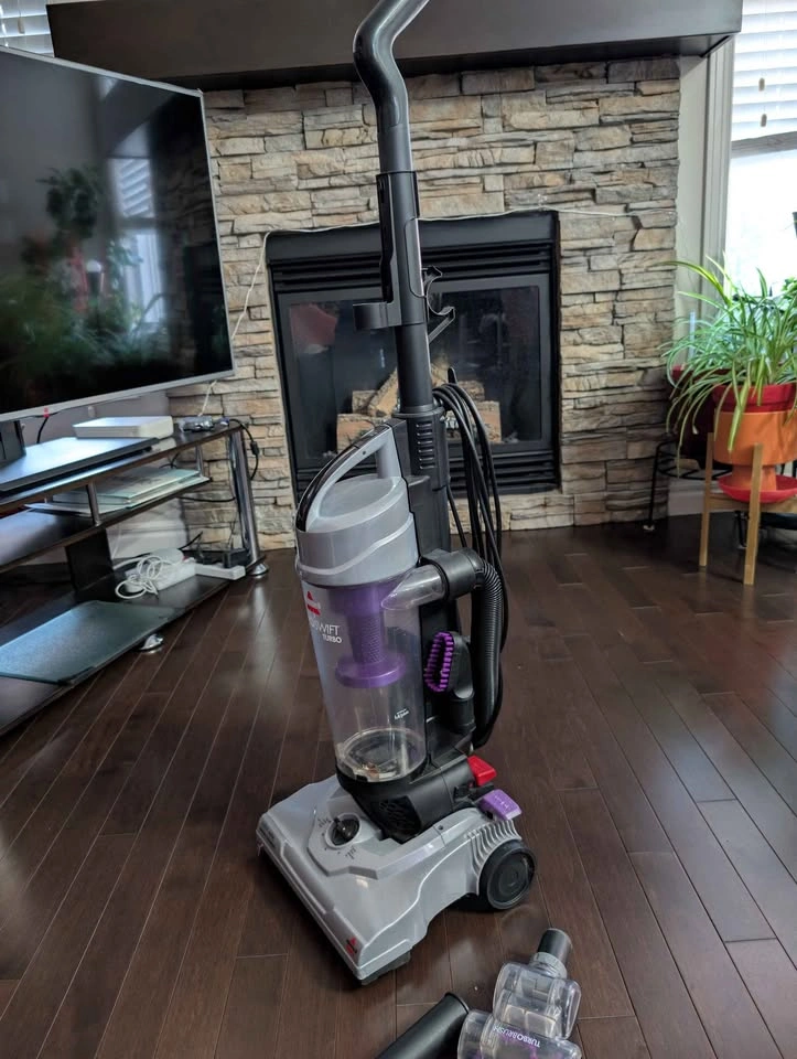 Bissell Upright Vacuum Cleaner - photo 3