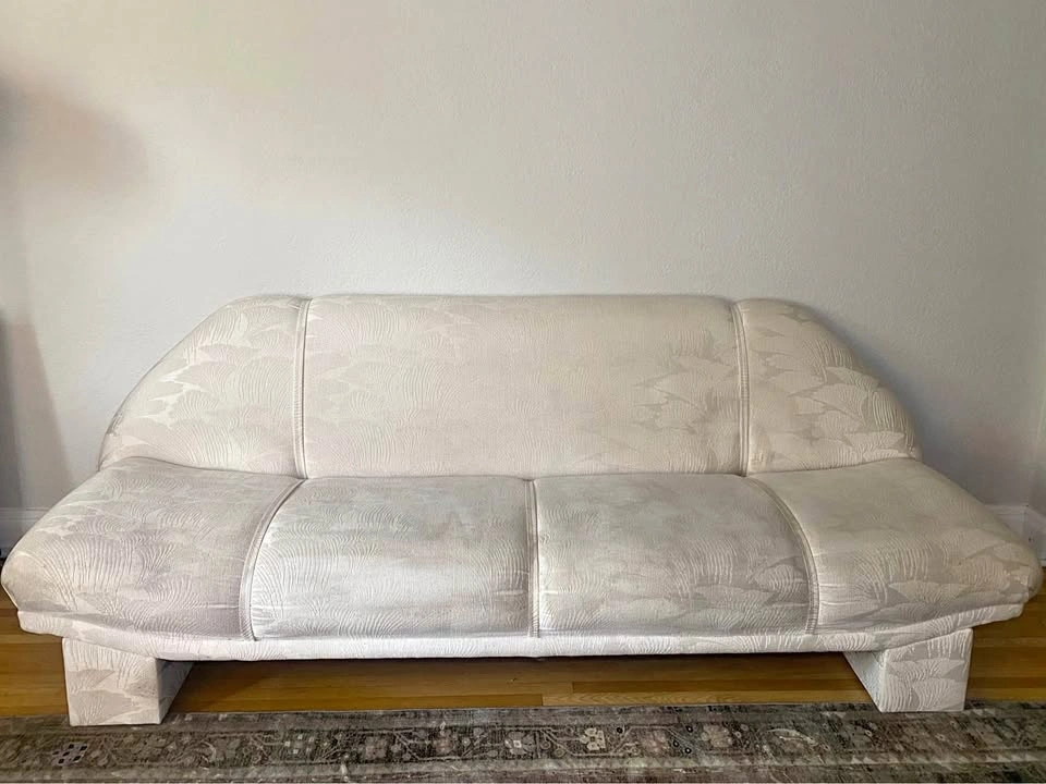 Vintage Italian Sofa - Cream Leaf Pattern