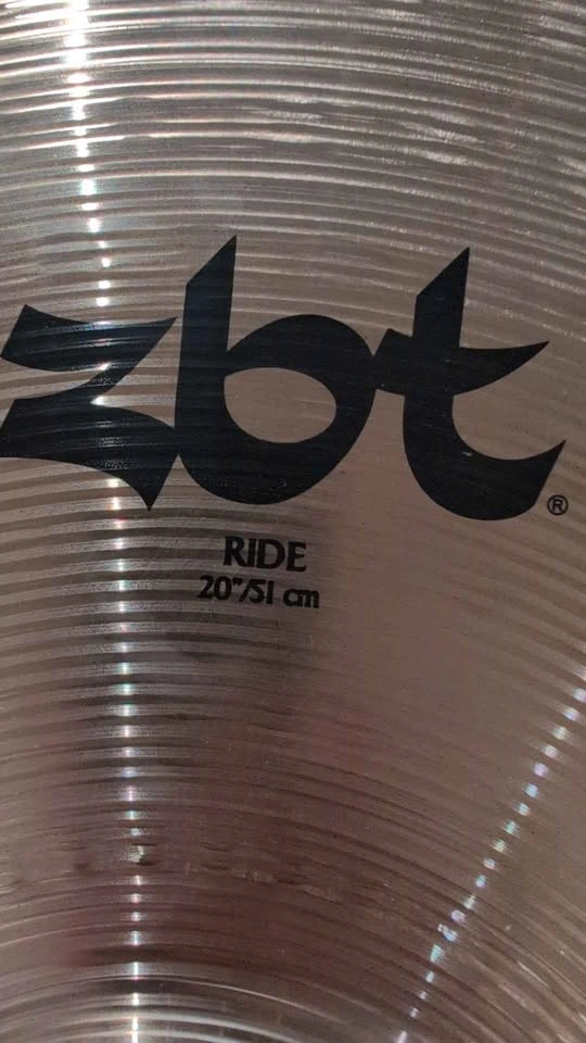 Zildjian ZBT 20" Ride Cymbal w/Boom Stand - photo 2