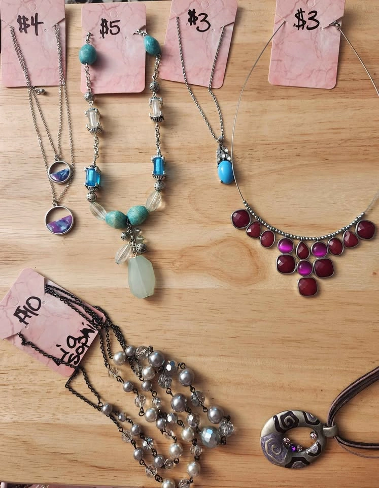 Fashion Jewelry Lot - Necklaces & Earrings $2-$10 each - photo 5