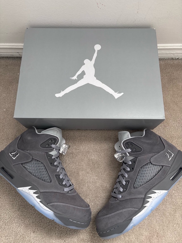 Jordan wolf grey (size 10.5)