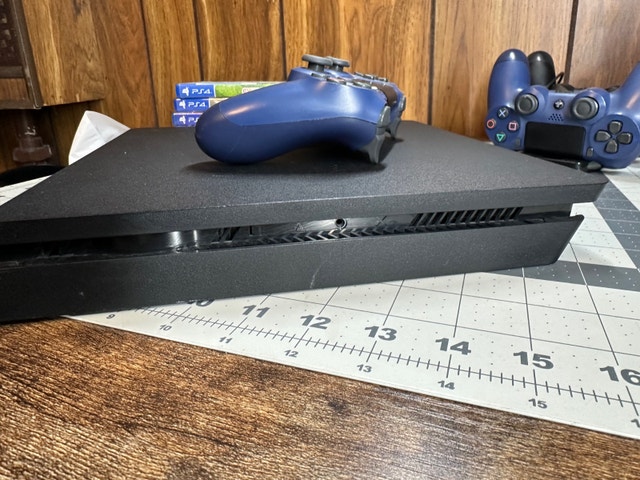 PS 4 Slim 1 TB - photo 2