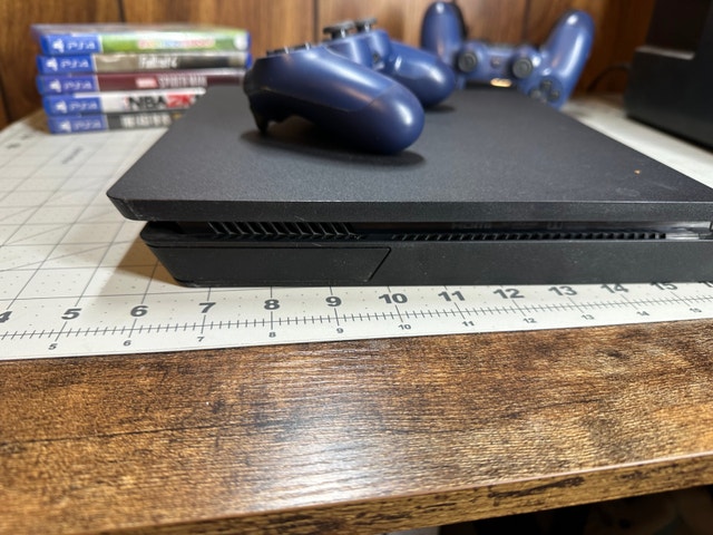 PS 4 Slim 1 TB - photo 3