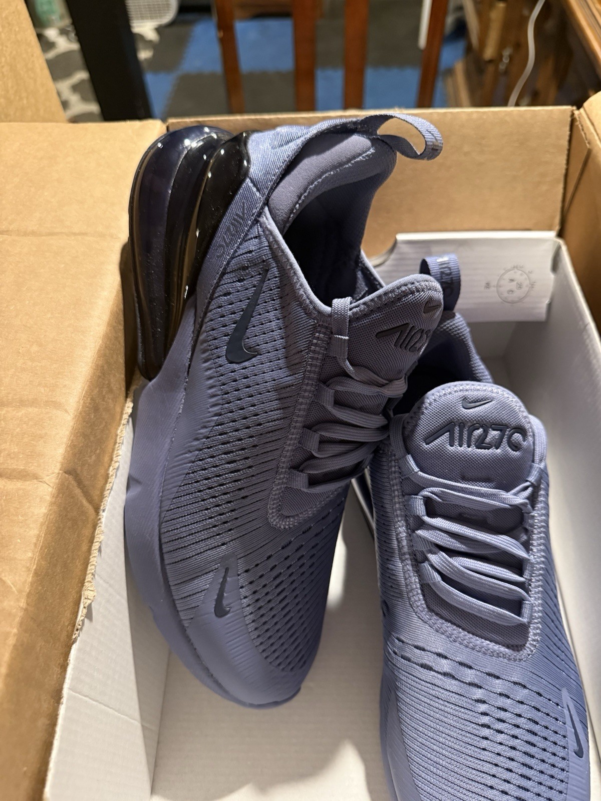 Nike Air Max 270 Women's Size 10