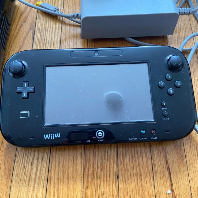 Wii U Console - photo 2