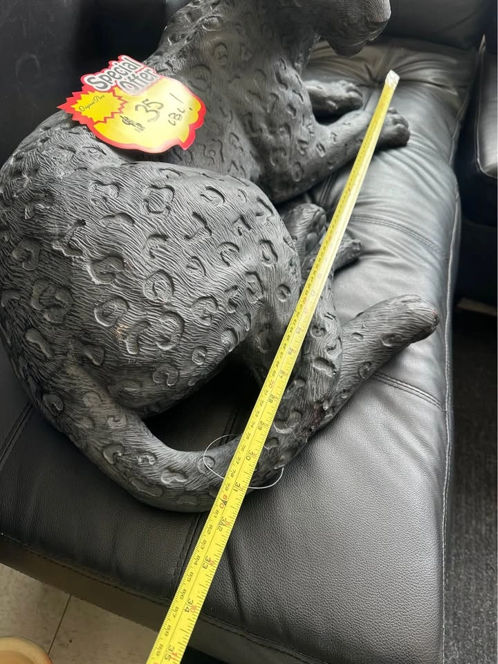 Large Grey Leopard Statue - photo 4