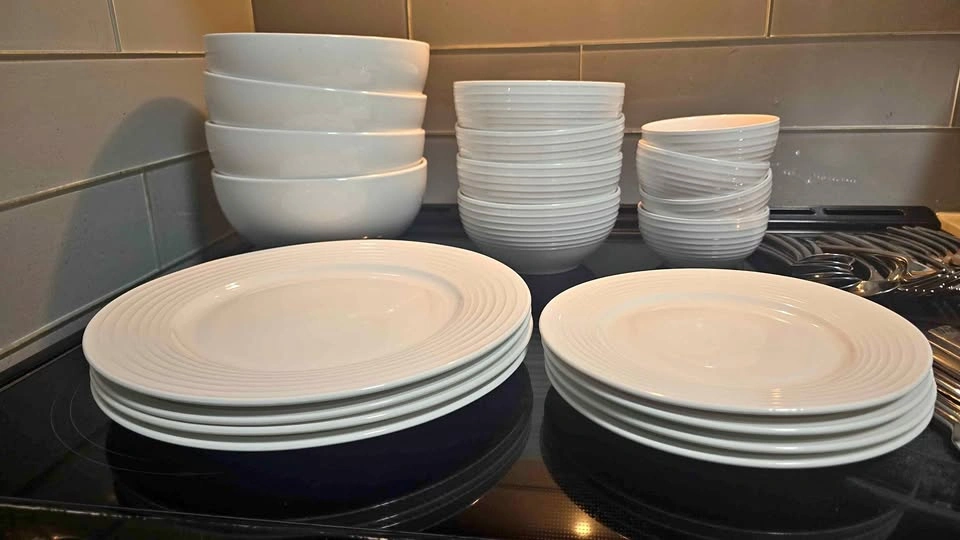Move out sale by may 23 Mikasa Dinner Set for Sale