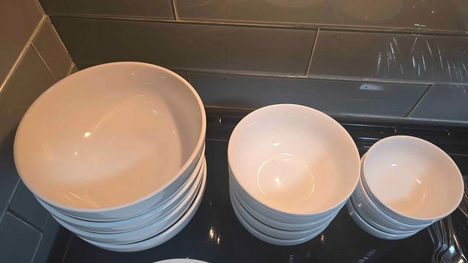 Move out sale by may 23 Mikasa Dinner Set for Sale - photo 3
