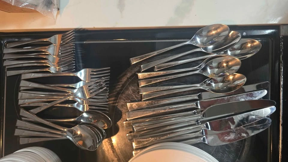 Move out sale by may 23 Mikasa Dinner Set for Sale - photo 5