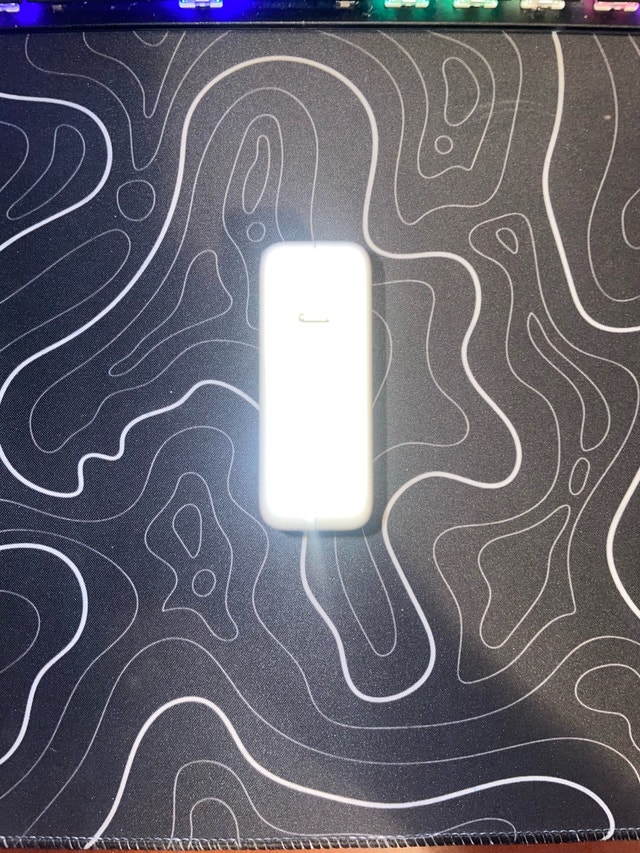 Apple USB-C Power Adapter 61W - photo 2