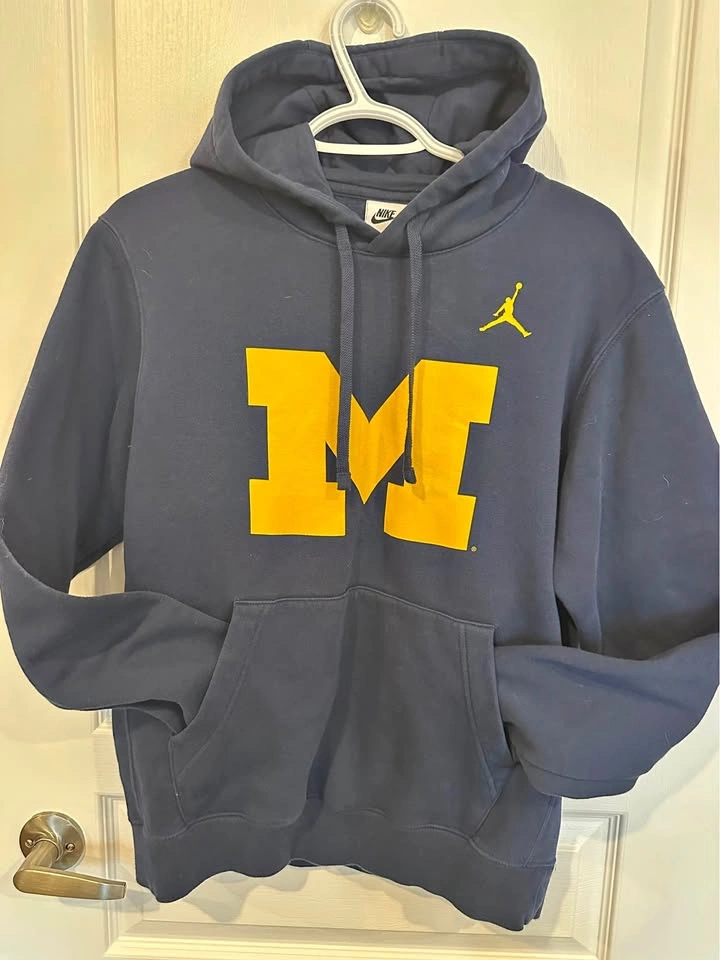 Women’s Michigan U Sweater