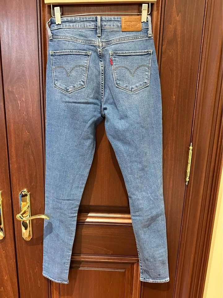 Levi’s 721 High Rise Skinny Jeans - photo 2