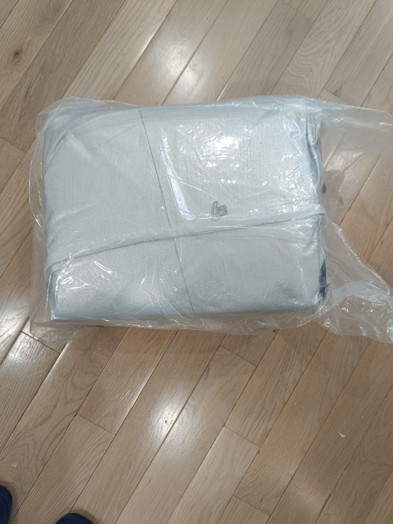 New Universal Silver Car Cover - Water Resistant
