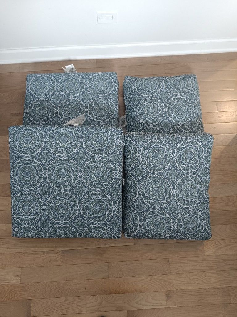 Set of 4 Blue Medallion Outdoor Patio Cushions