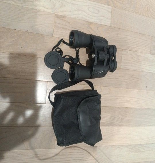 Wholey Binoculars with Carrying Case and Lens Caps