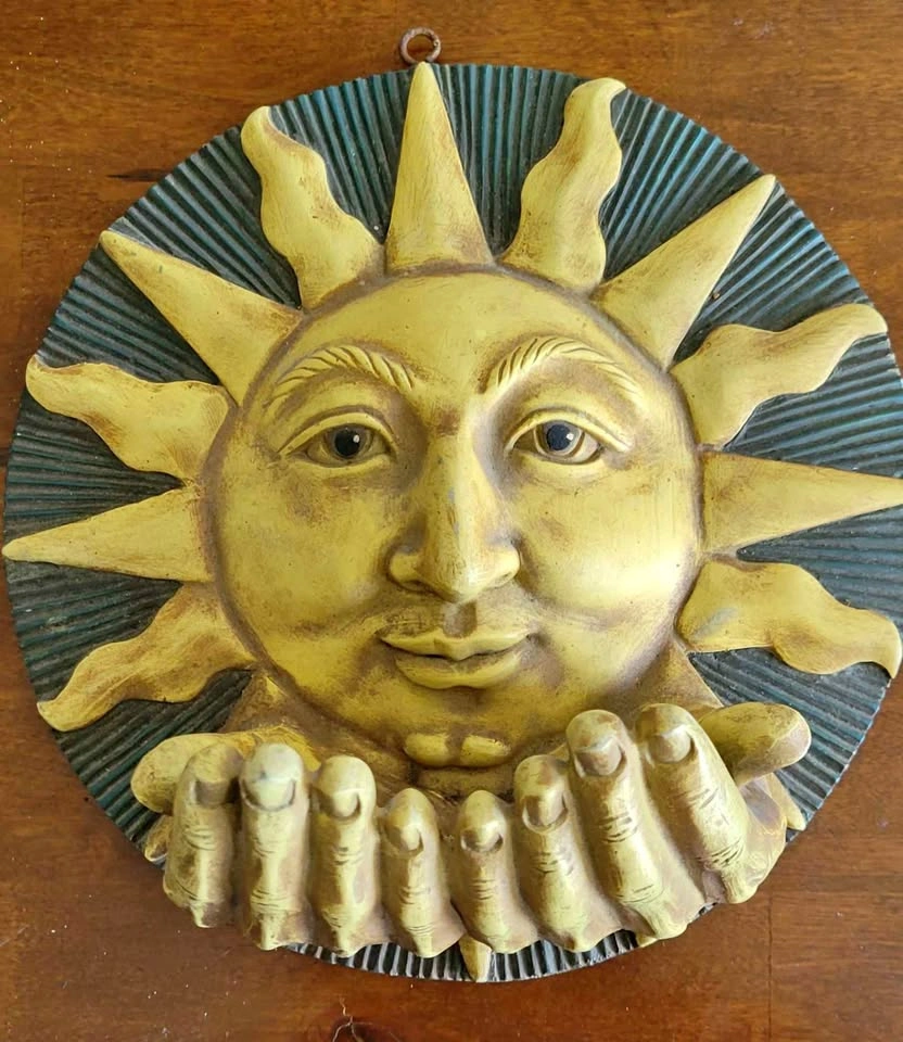 Vintage Sun Bird Feeder