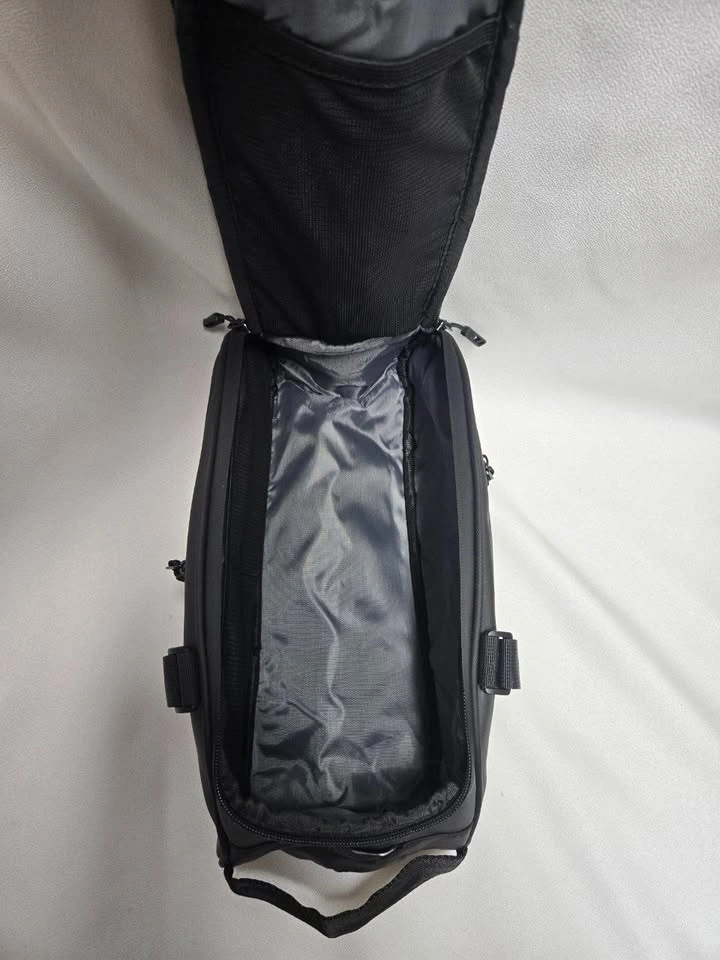 Waterproof 8L Bicycle Rear Rack Bag - Black - photo 5