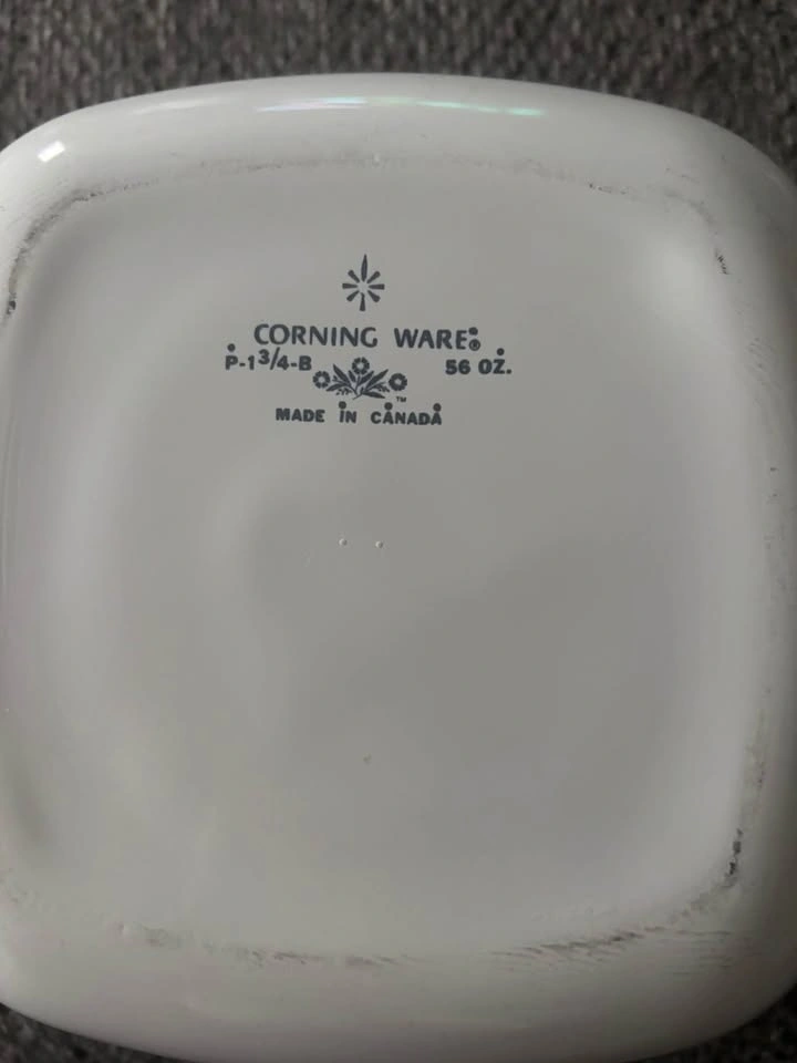 Vintage Corning Ware Blue Cornflower 56 oz Casserole Dish - photo 3