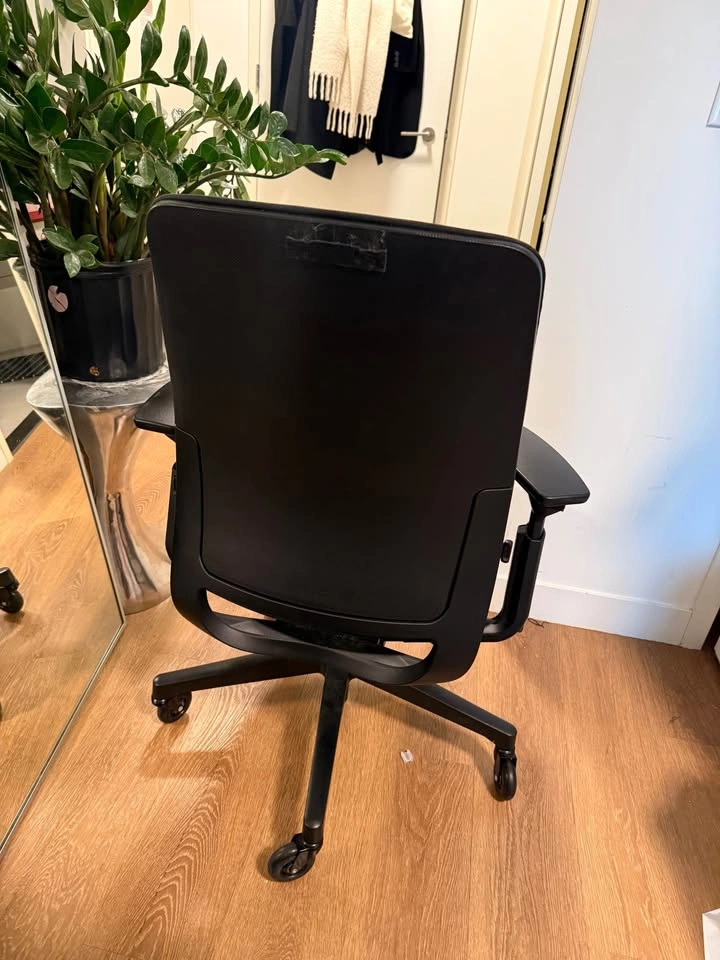 Steelcase Series 1 Ergonomic Office Chair - photo 3