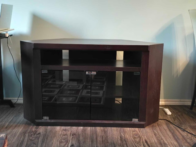 Sturdy Wooden Cabinet - photo 5