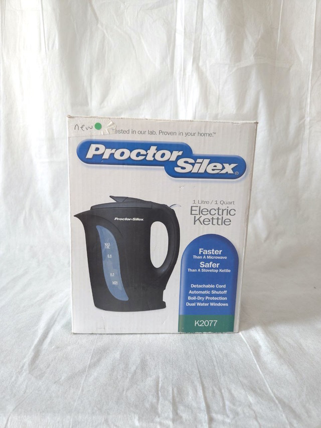 1 Litre Electric Kettle - New in Box