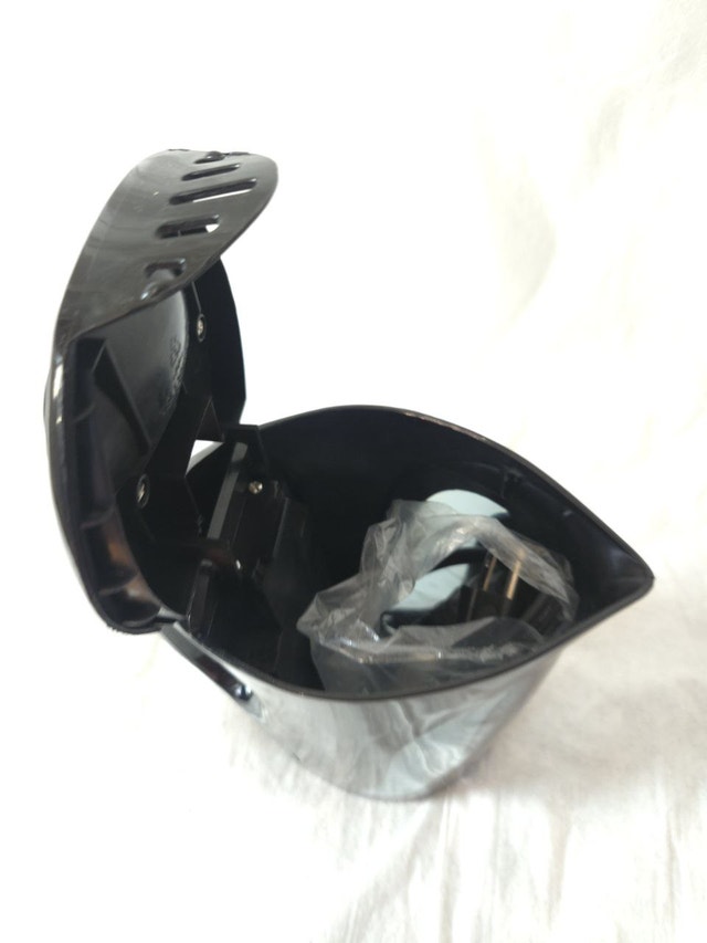 1 Litre Electric Kettle - New in Box - photo 4
