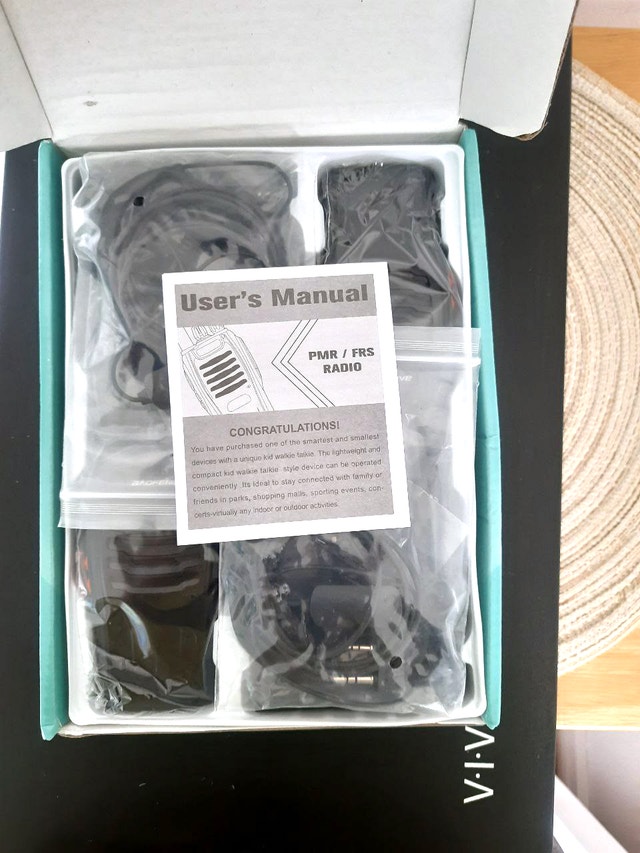 Professional FM Transceiver - New in Box - photo 4