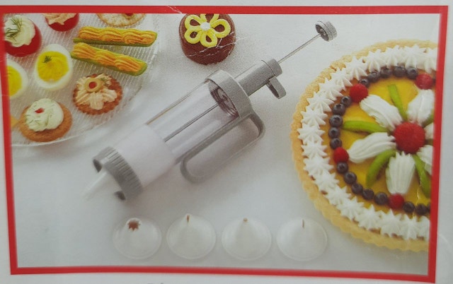 Wilton Dessert Decorator - Easy One-Hand Operation - photo 5