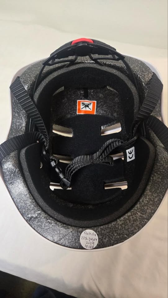 Adjustable Brand New Vihir White Skate Helmet XS/S! - photo 3