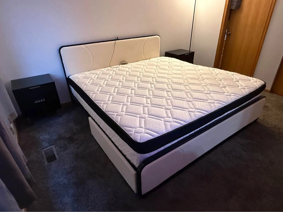 King Size Mattress with Bed - photo 4