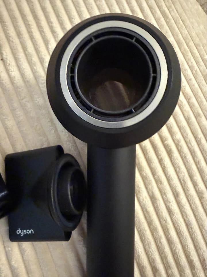 Dyson Supersonic Hair Dryer - photo 4