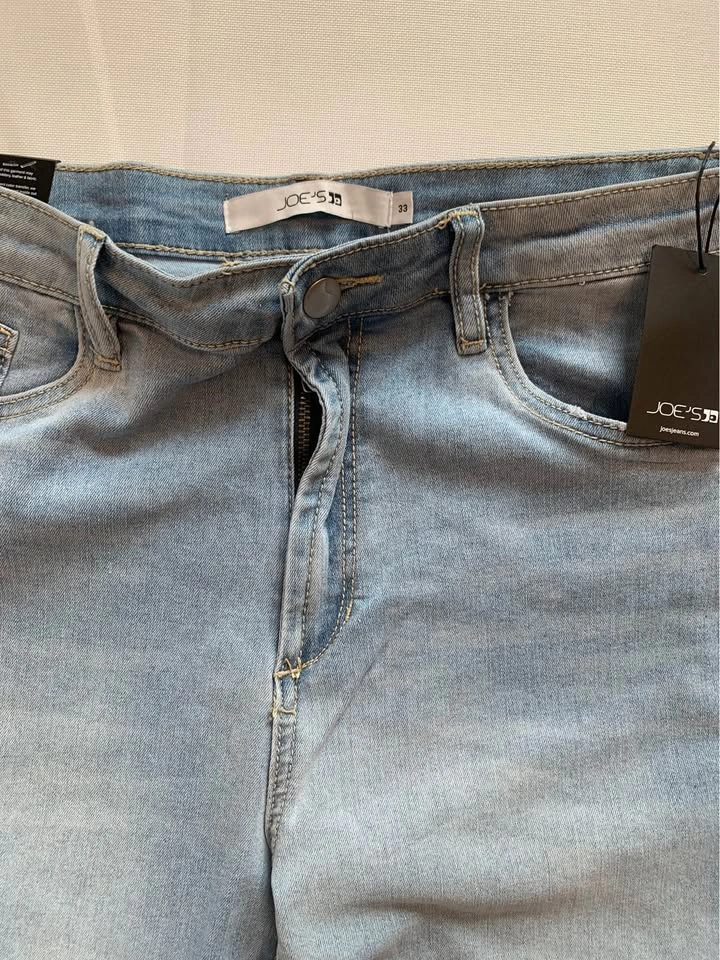 JOE'S Light Wash Flare Jeans - Sizes 33 & 32 - photo 3