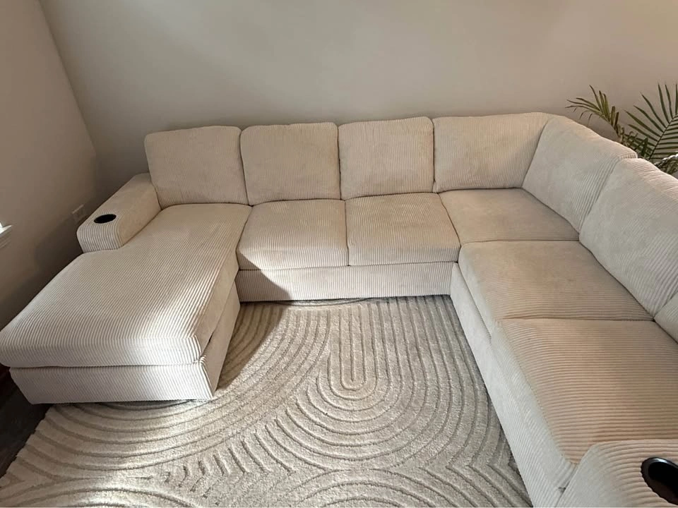 Sectional Sofa like New - photo 3