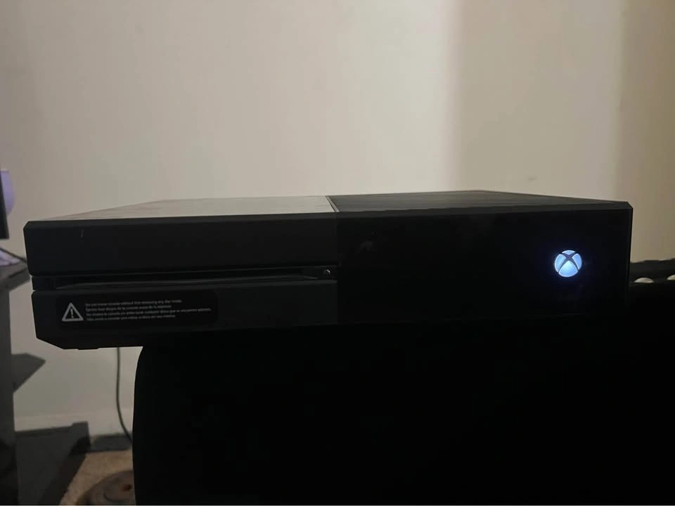 Xbox One Console - photo 2