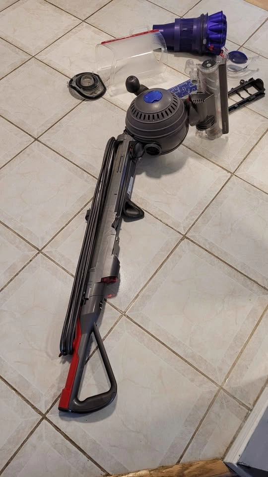 Dyson DC66 Animal Upright Vacuum - Powerful Suction! - photo 4