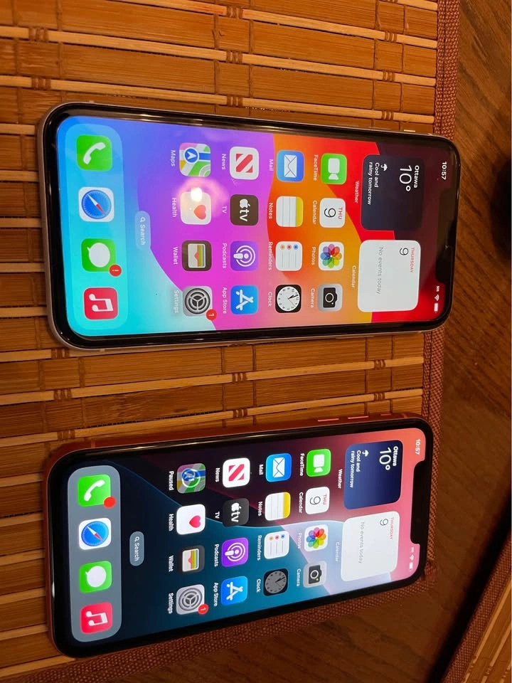 Apple iPhone XR 64GB Unlocked Red 85% Battery - photo 2