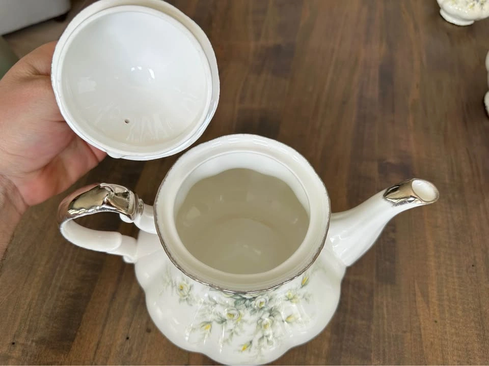 Paragon First Love Teapot - photo 4