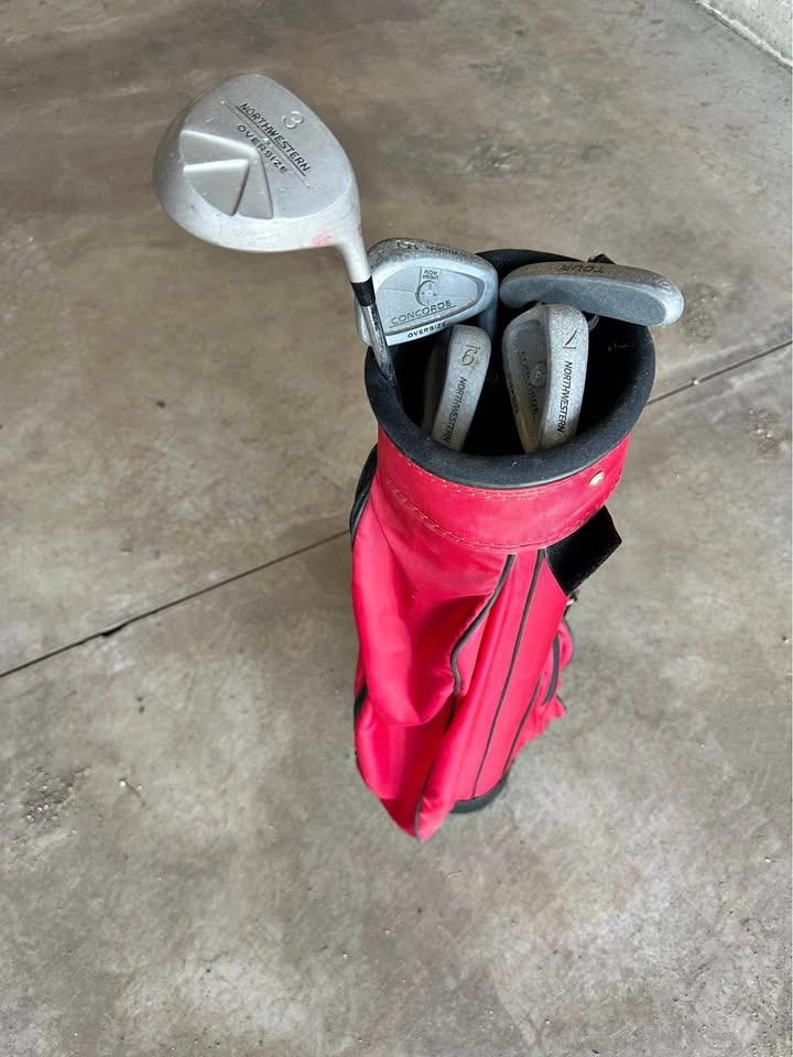 Northwestern Concorde Golf Club Set with Bag