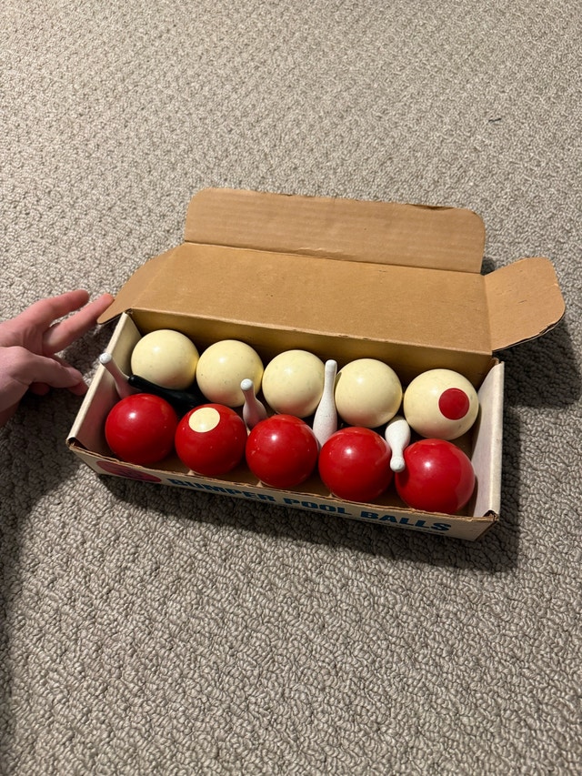 Bumper pool balls - photo 2
