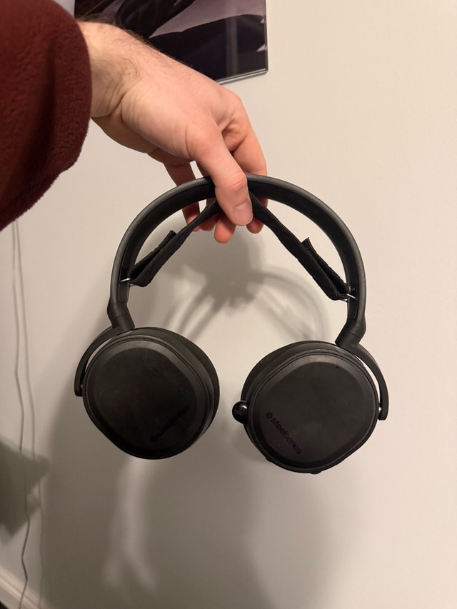 Steelseries headphones wired - photo 2