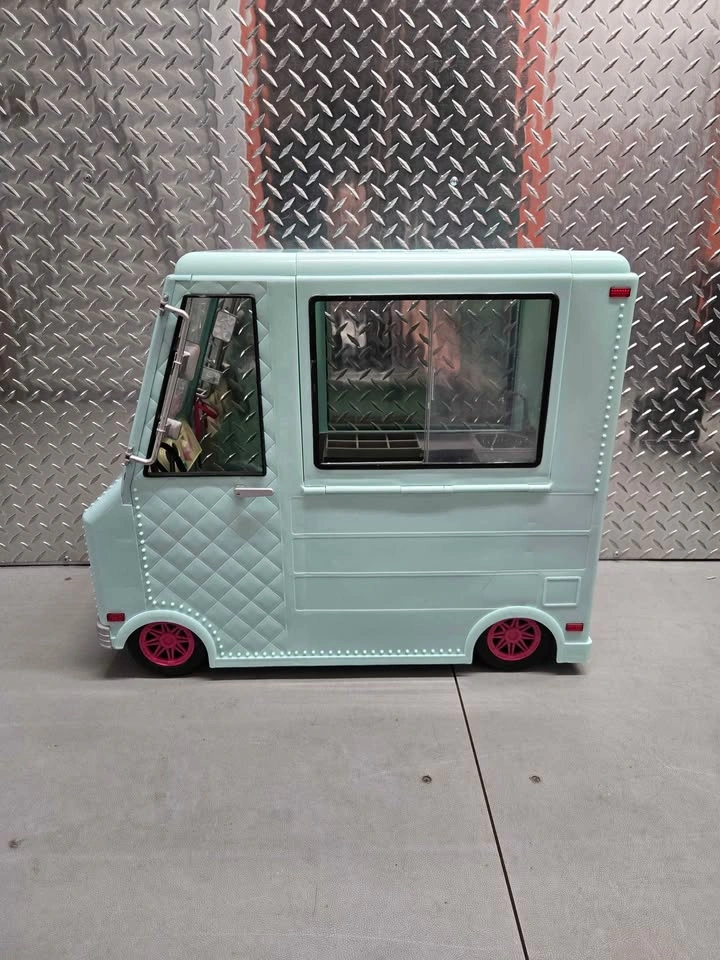 Our Generation doll food truck - photo 2