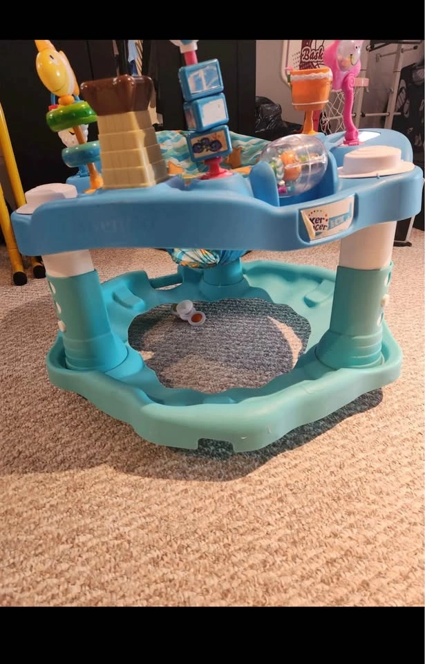 Exersaucer with functional wheels - photo 3