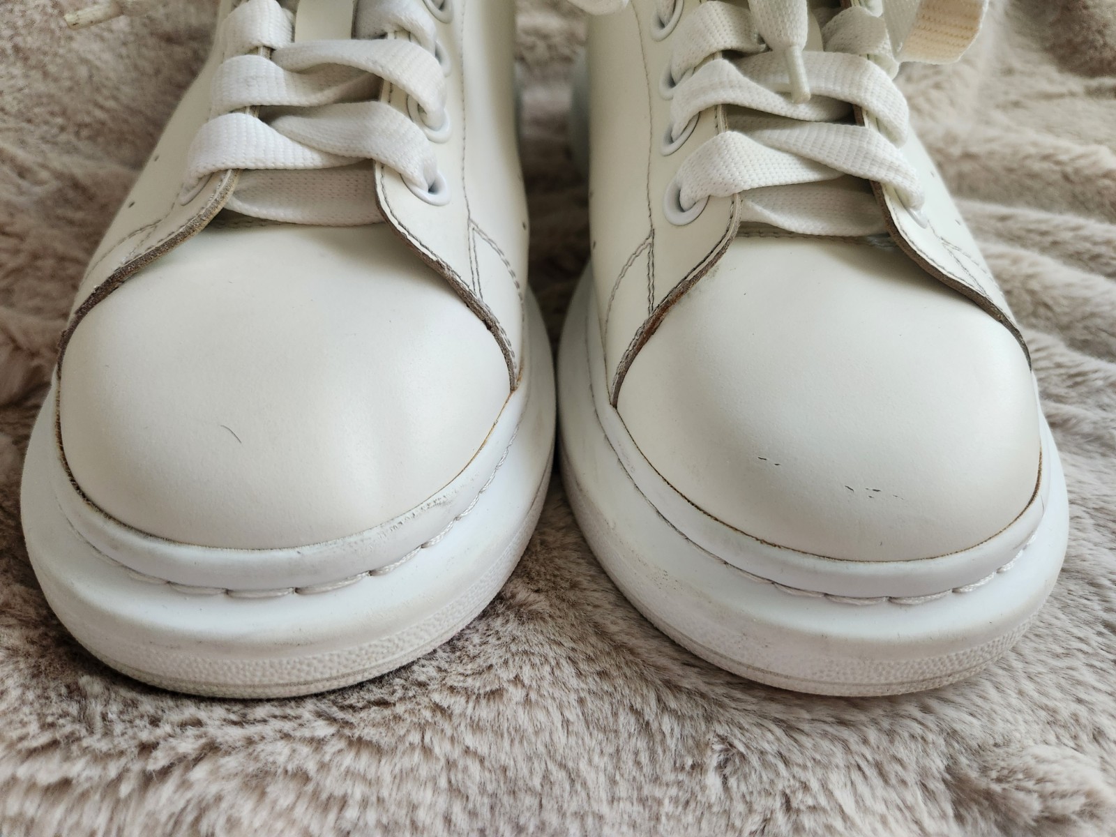 Alexander McQueen Men's Oversized Sneakers Size 10 US / 43 EU Of - photo 3