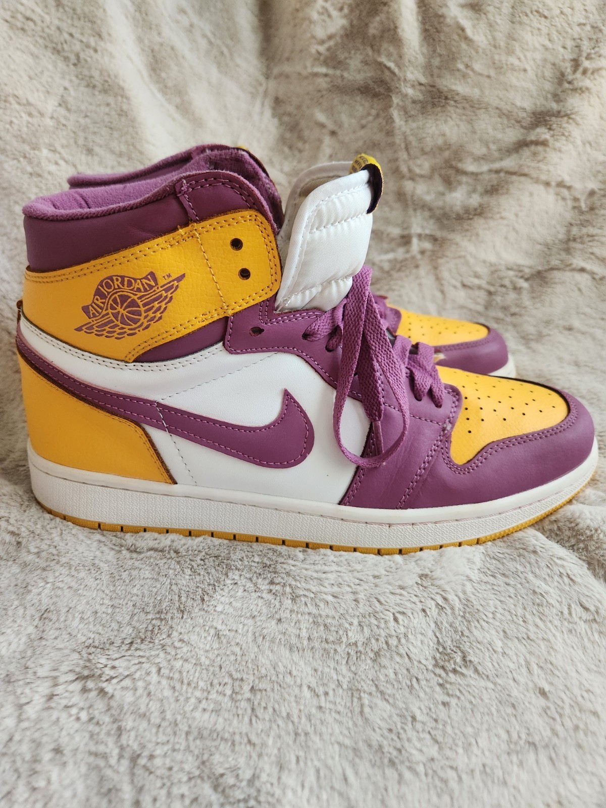 Nike Air Jordan 1 Retro High OG Brotherhood Sneakers Men's 10 - photo 4
