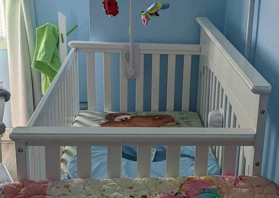 Graco Lauren 4-in-1 Convertible Crib - photo 2