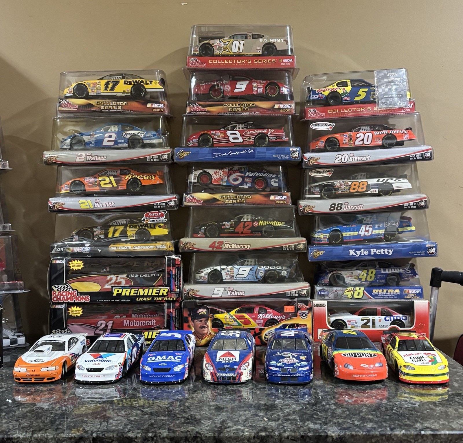 26 1:24 Scale NASCAR Diecasts - READ DESC