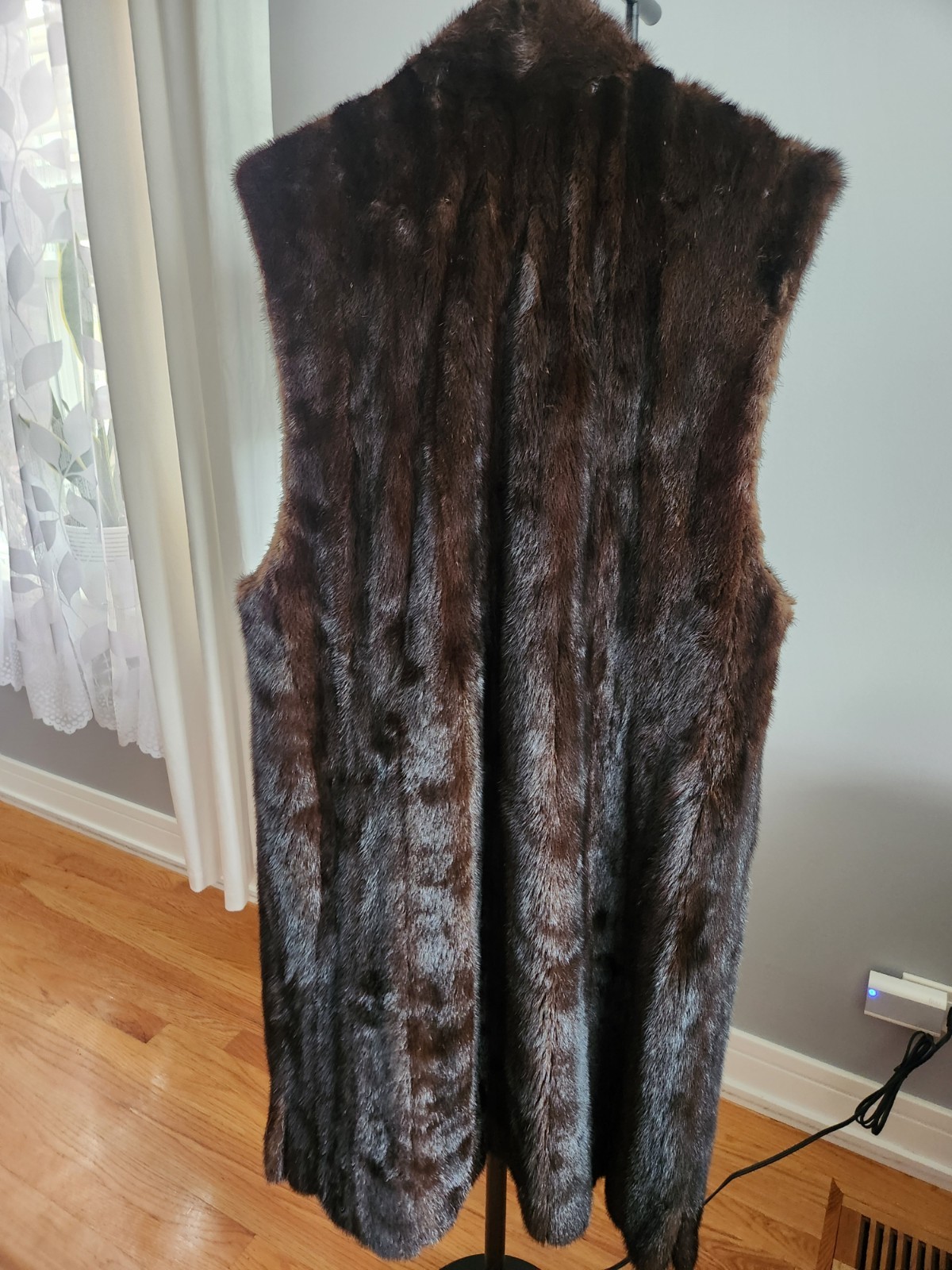 Vintage Mink Fur Brown Vest Size M/L Length 40" - photo 2