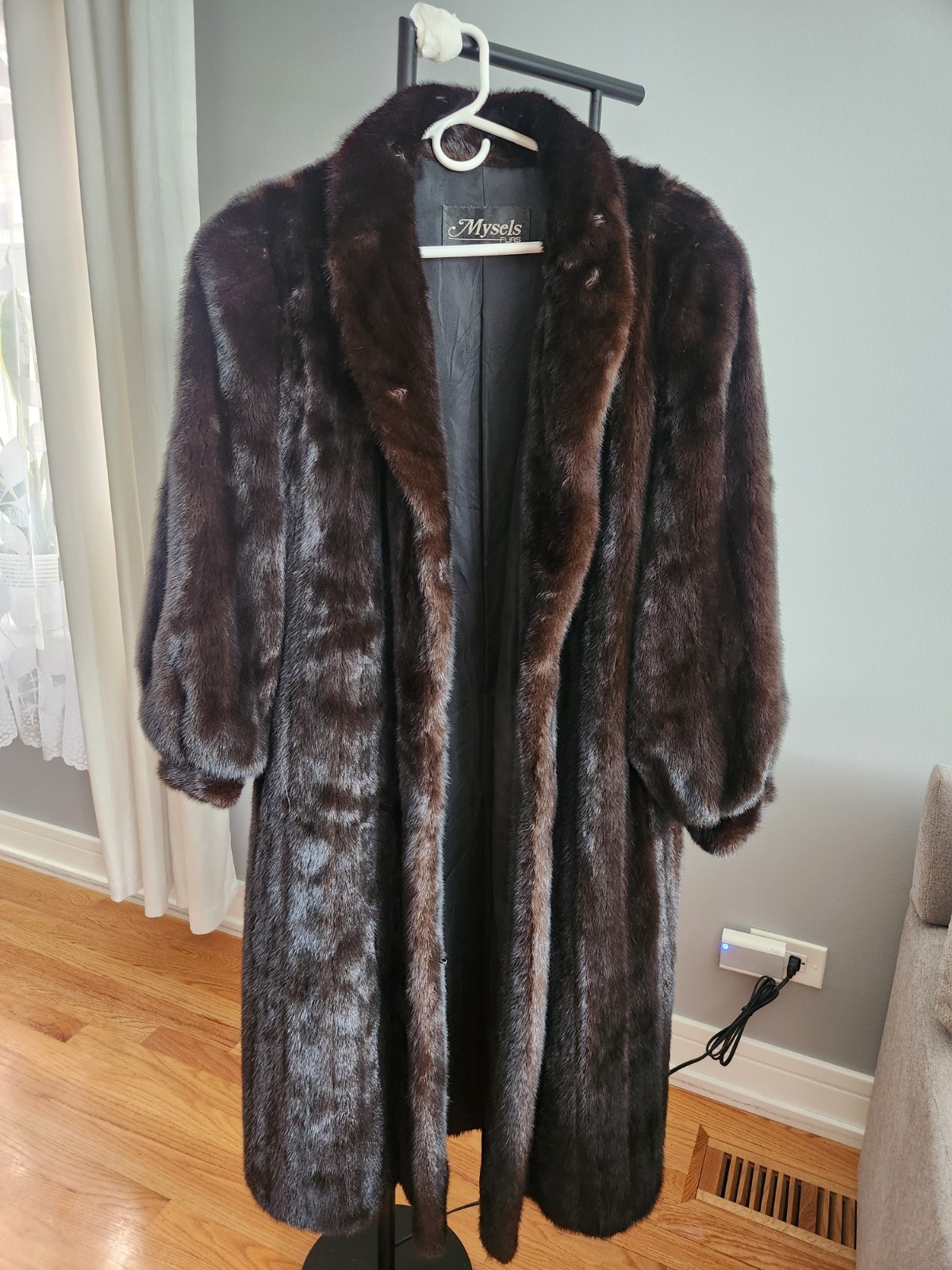 Vintage Mysels Furs Mink Coat Brown Size 40 (M/L) Length 46"