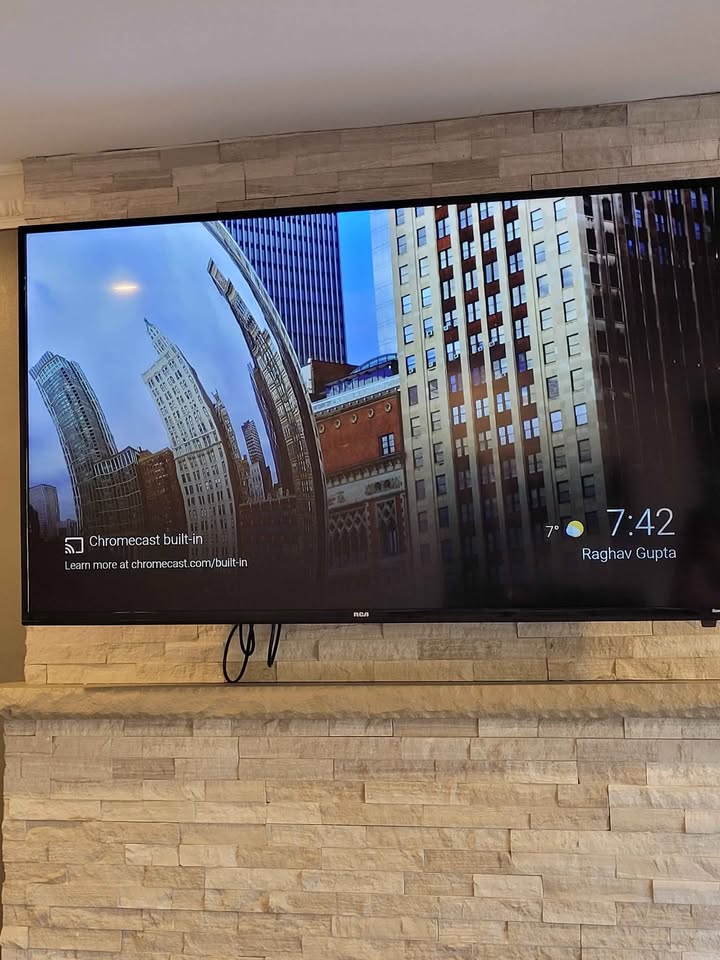 55" RCA TV - photo 2